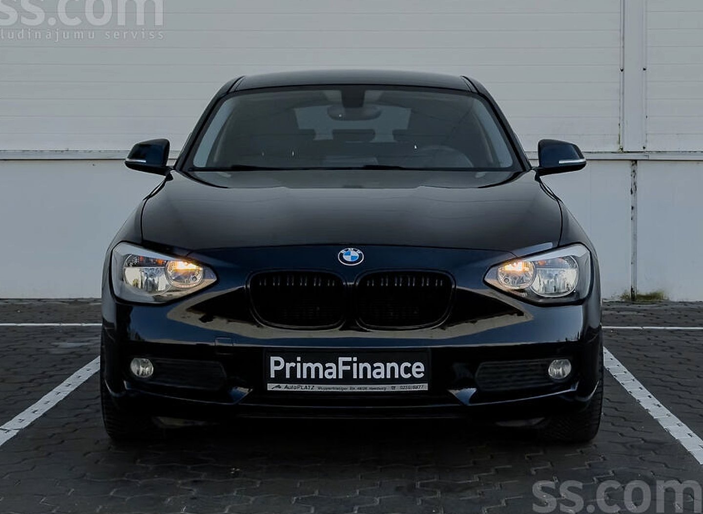 BMW 118 — foto 5