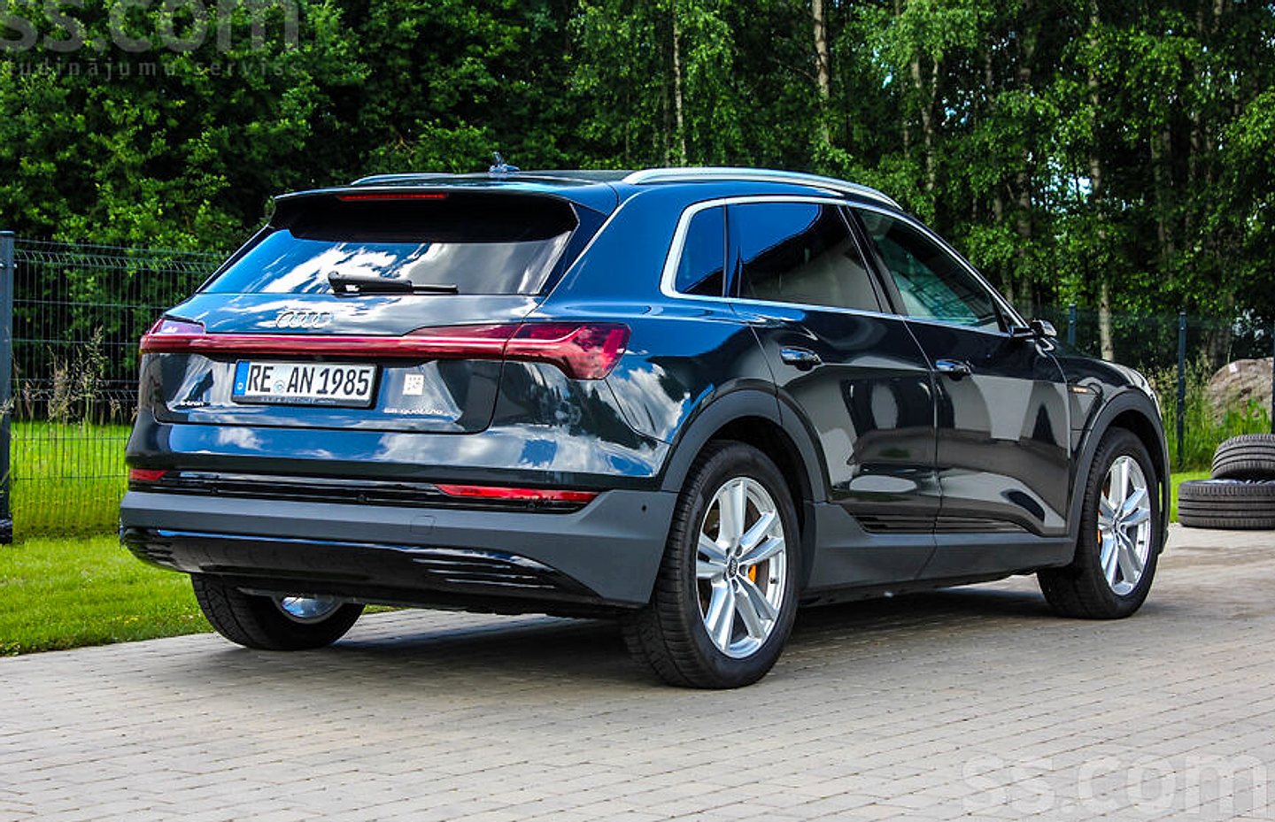 Audi E-tron — foto 2