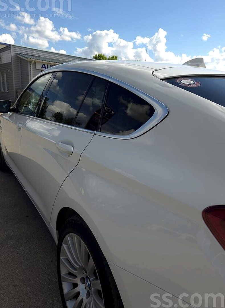 BMW 530 — foto 6