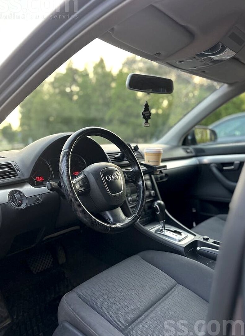 Audi A4 — foto 5