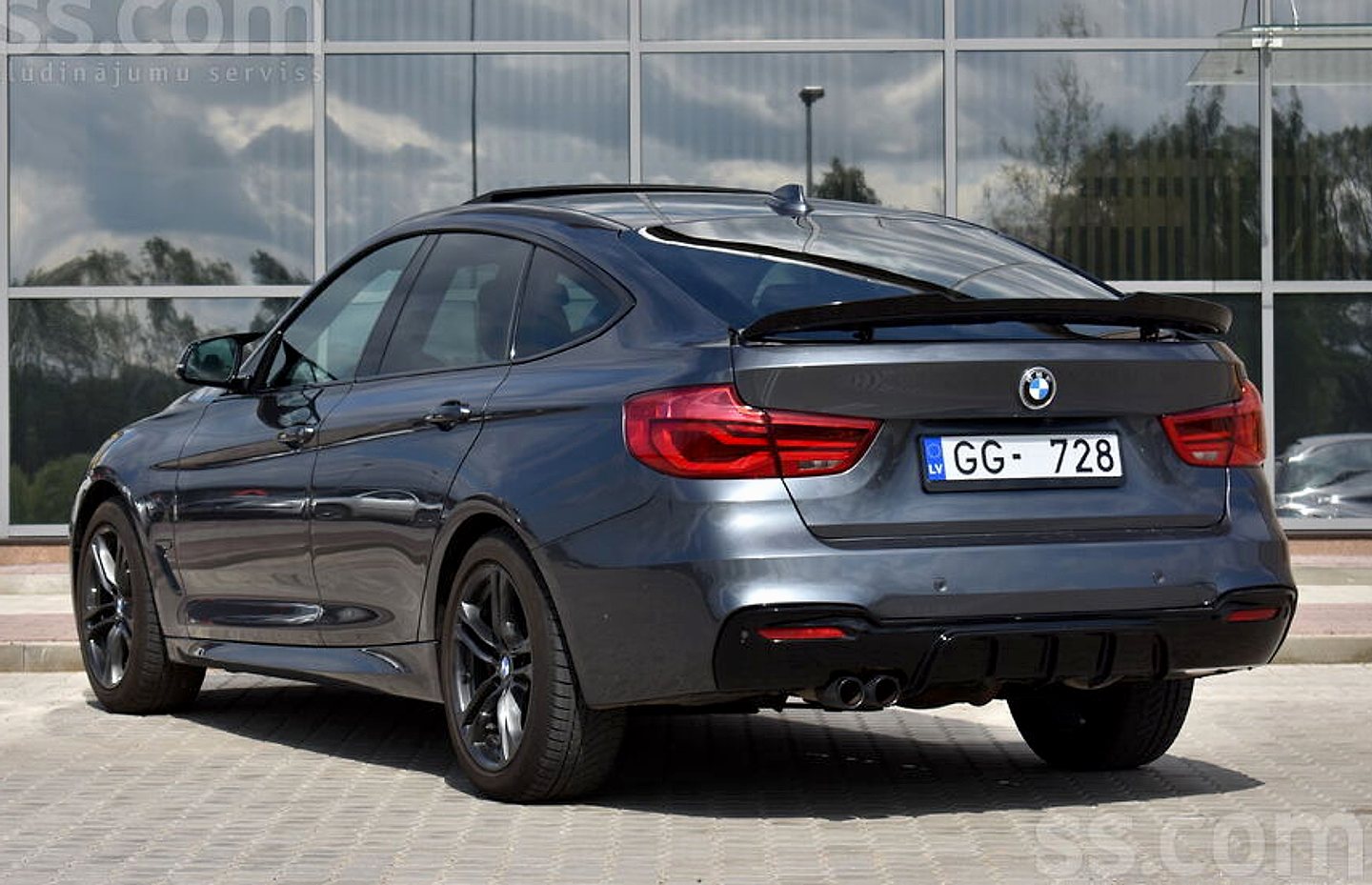 BMW 335 — foto 4