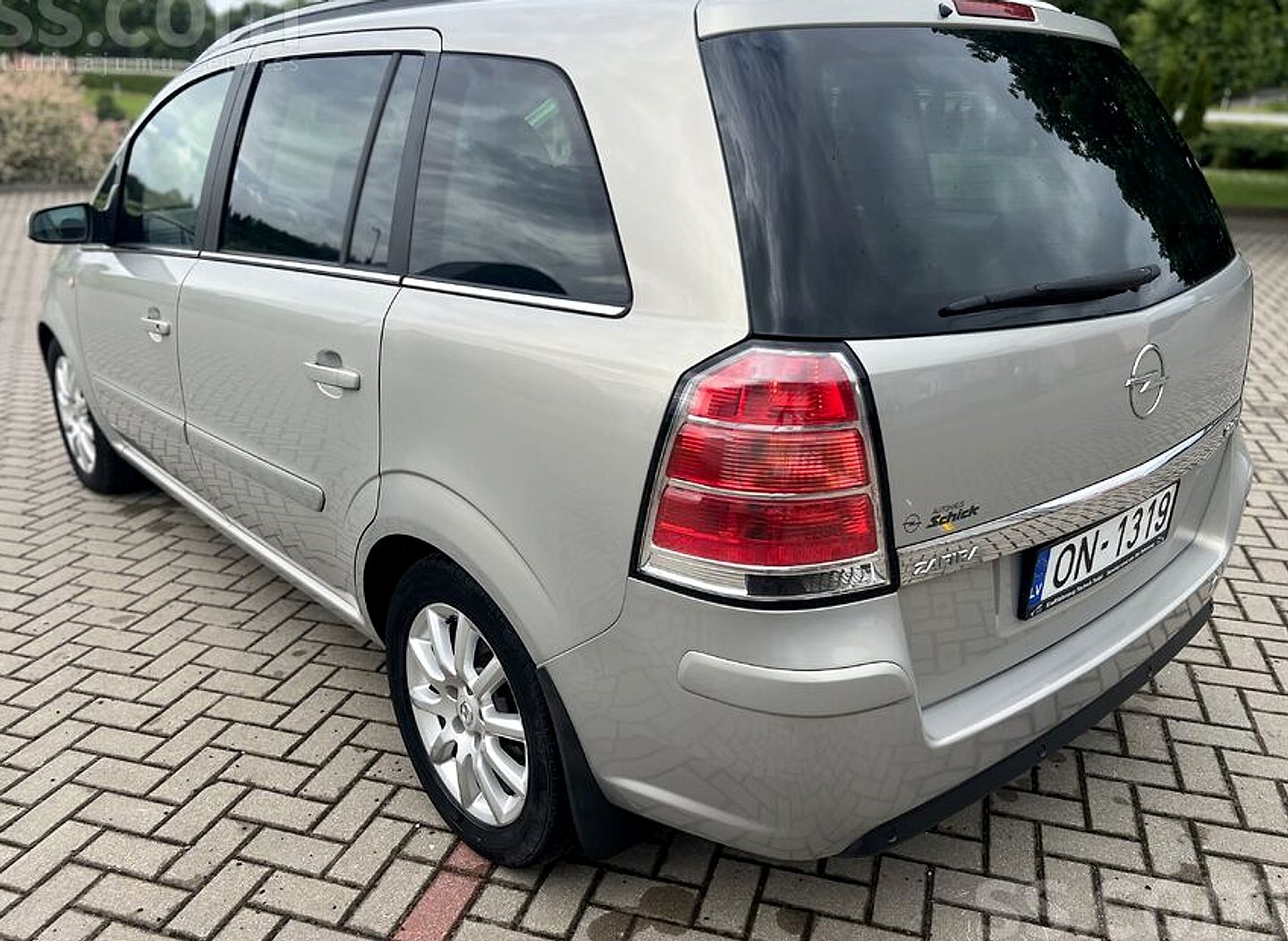Opel Zafira — foto 5