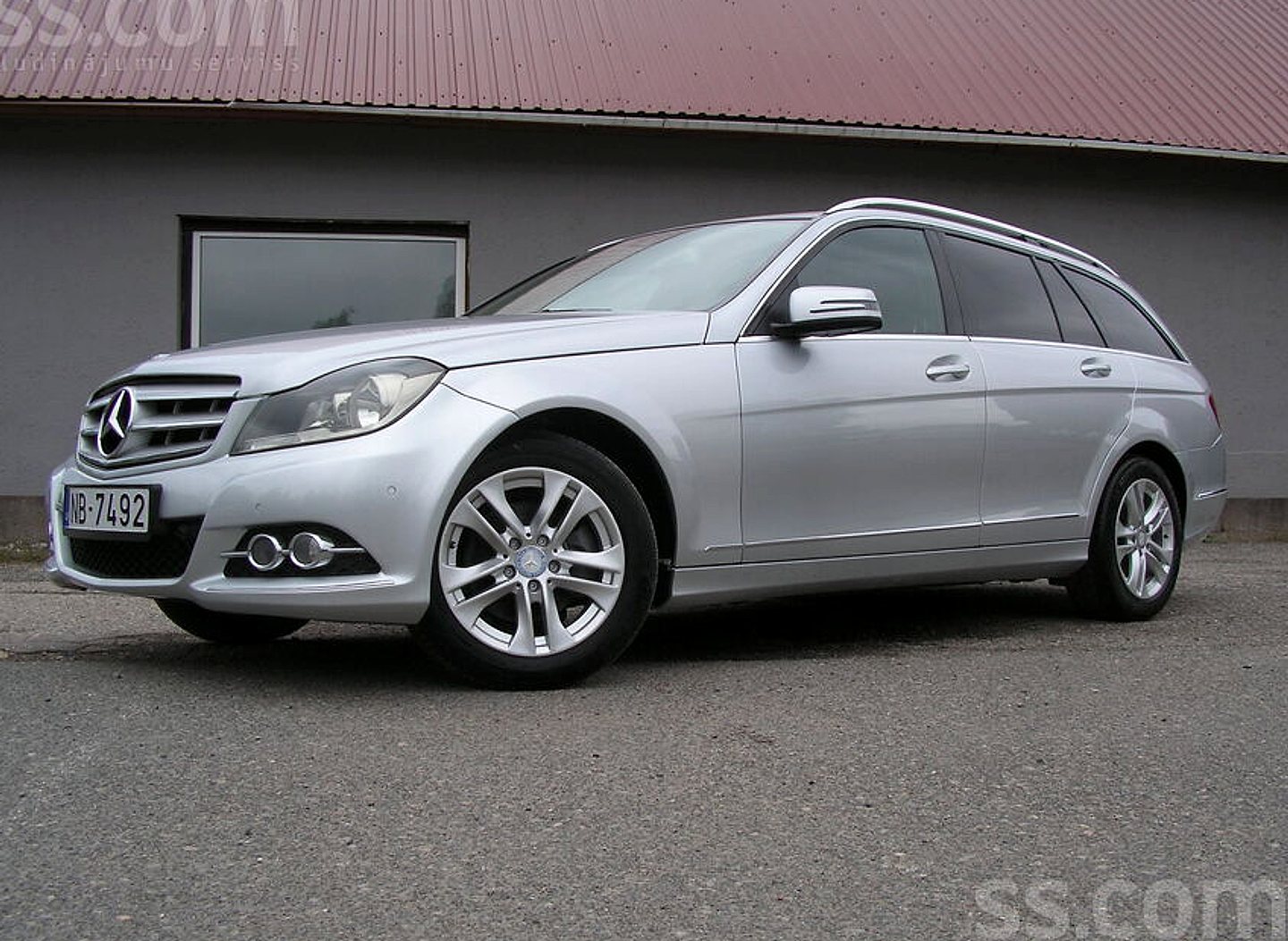 Mercedes-Benz C220 — foto 2