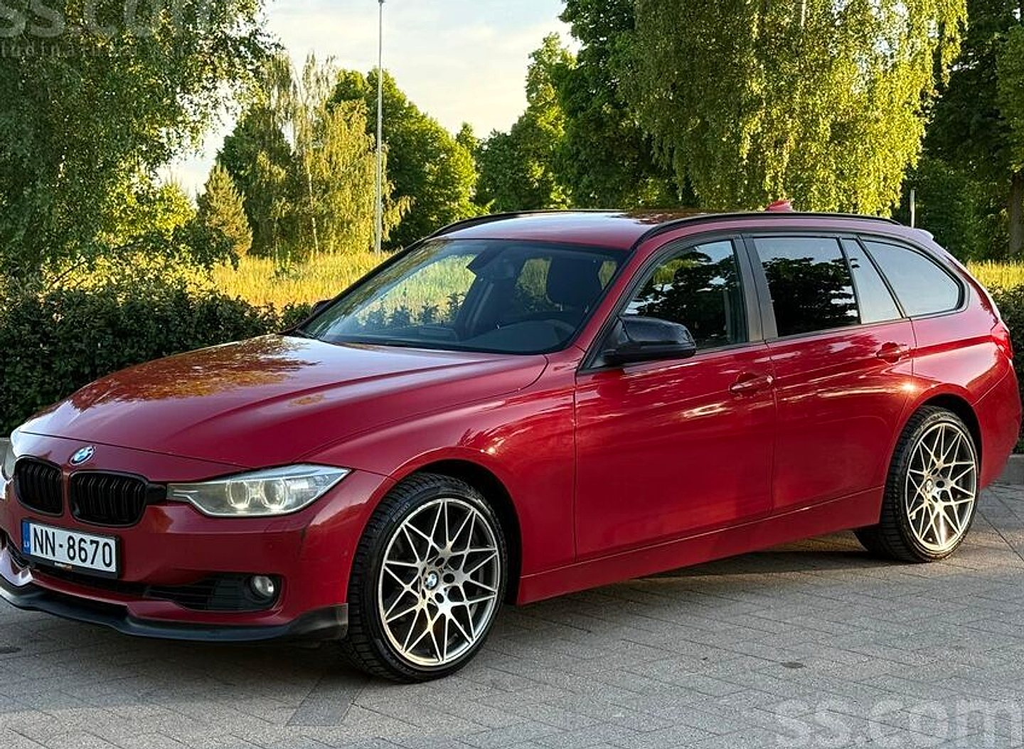 BMW 320 — foto 6
