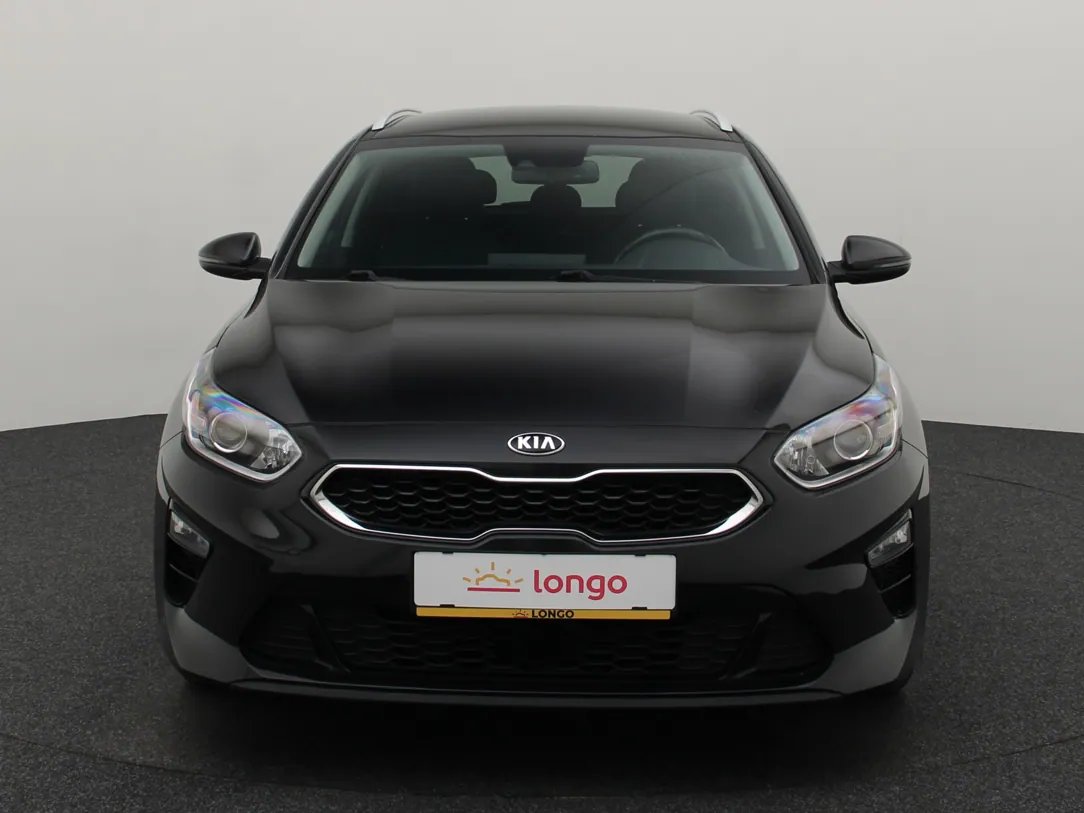 KIA Ceed — foto 4