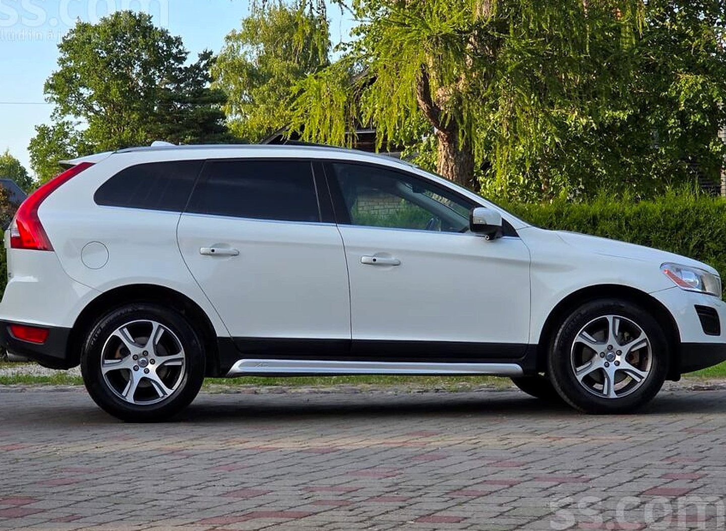 Volvo XC 60 — foto 6