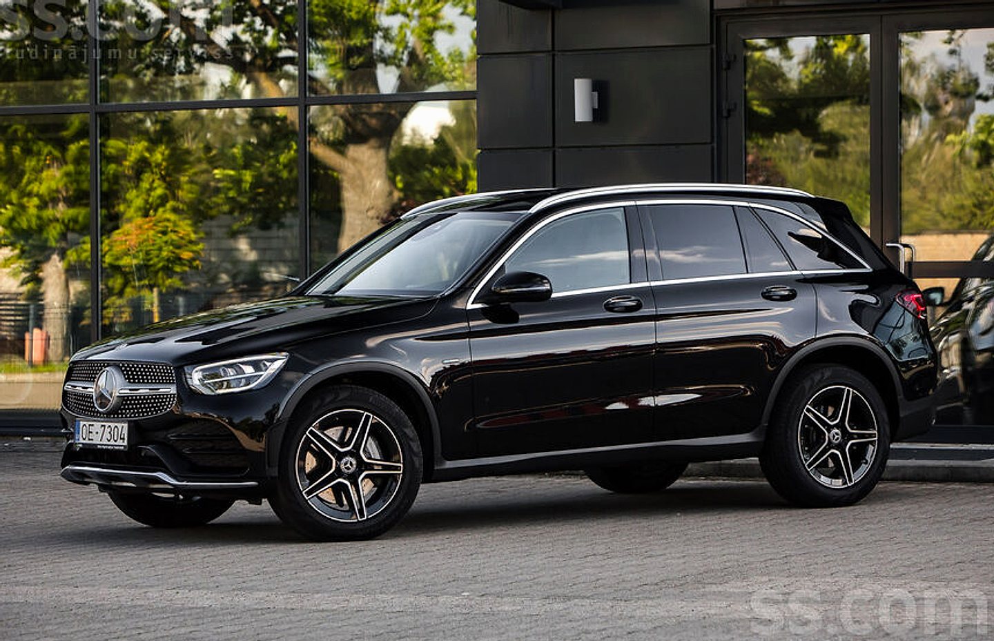 Mercedes-Benz GLC 300 — foto 2