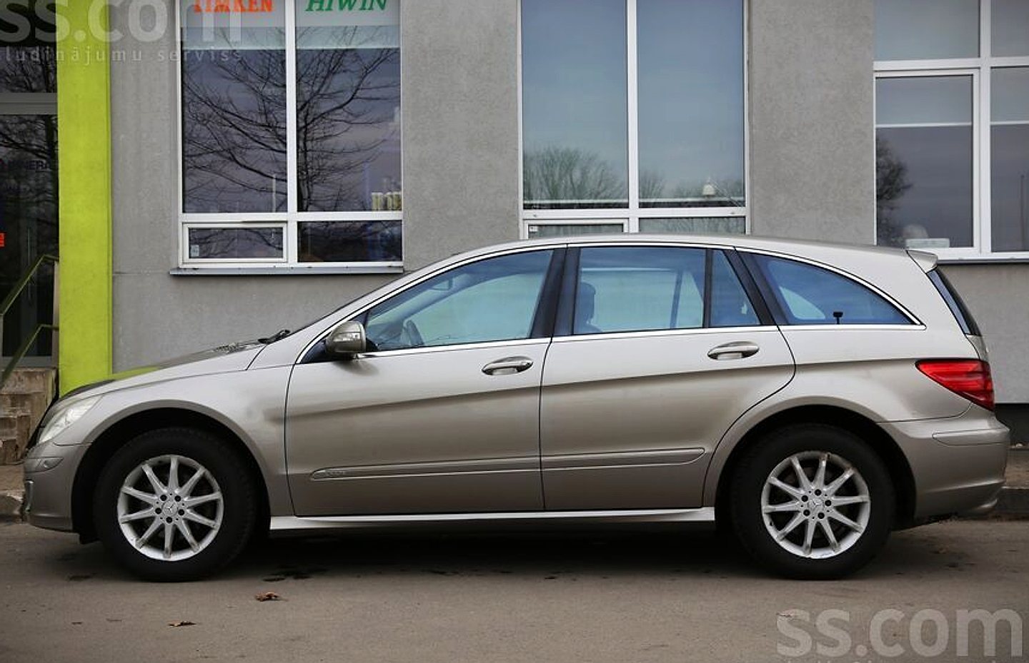 Mercedes-Benz R320 — foto 2