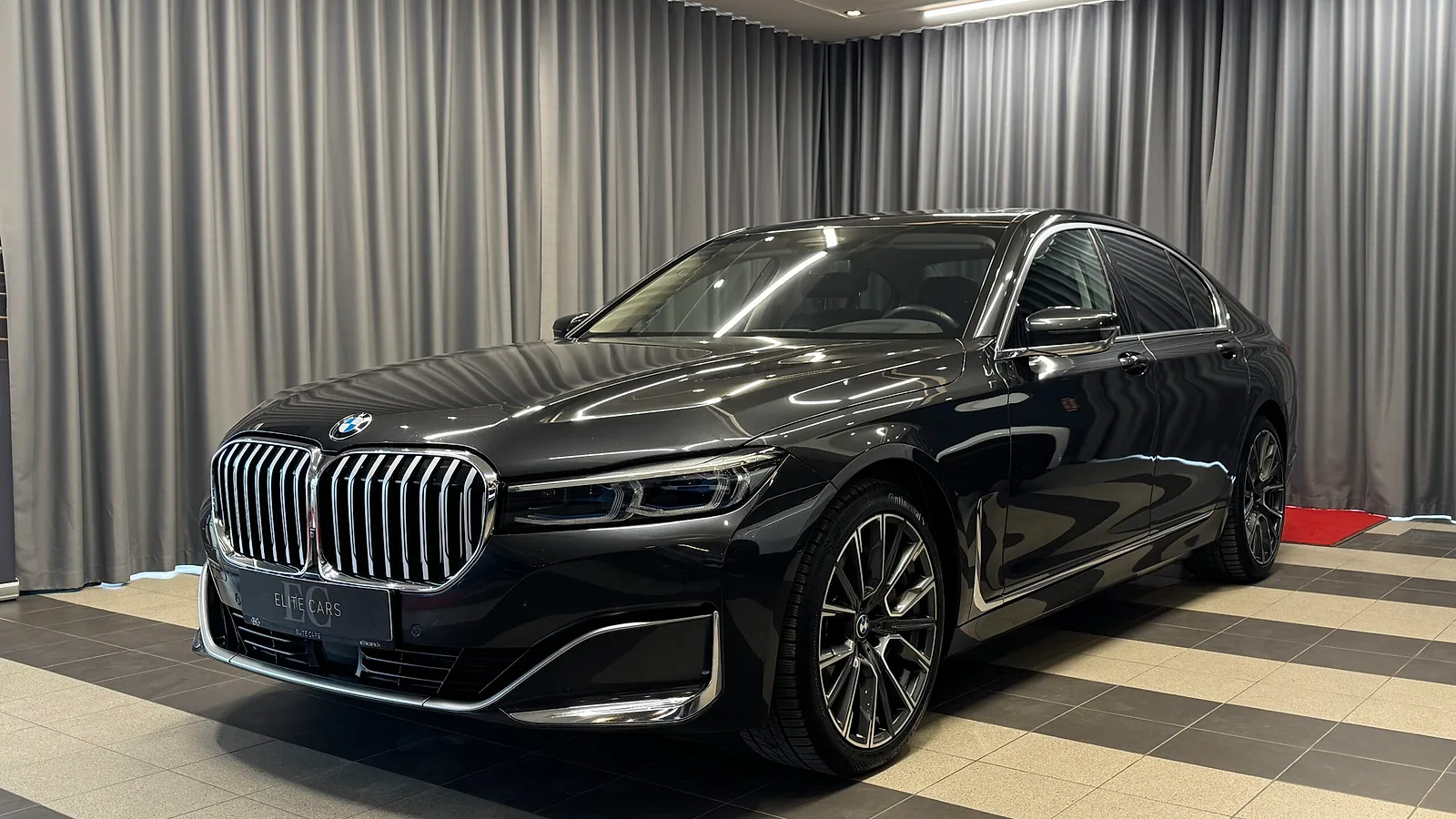 BMW 740, 2021. gads
