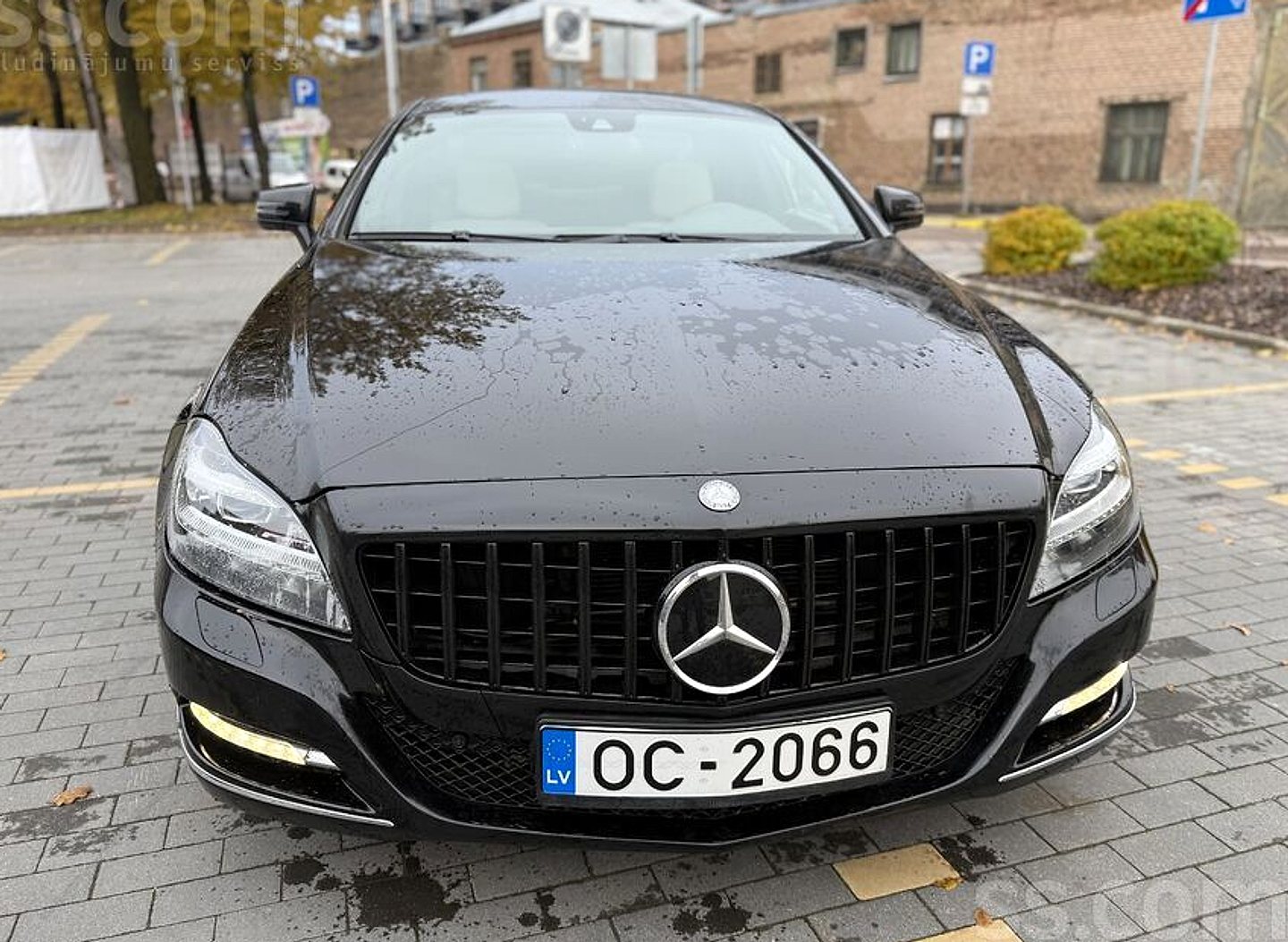 Mercedes-Benz CLS350 — foto 6
