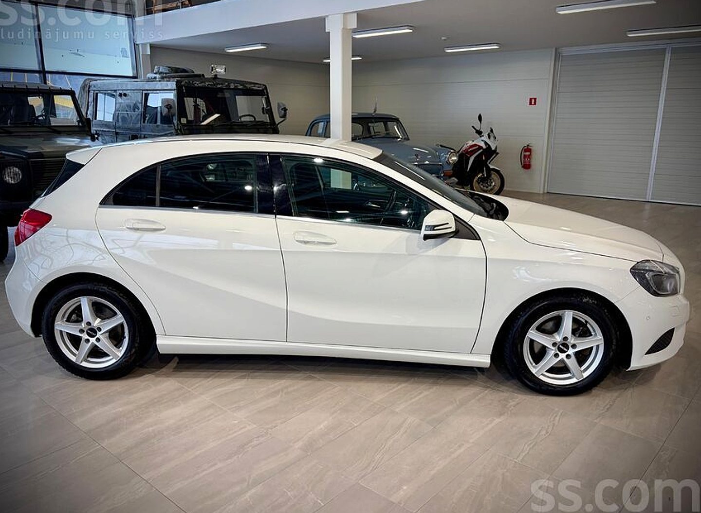 Mercedes-Benz A200 — foto 2