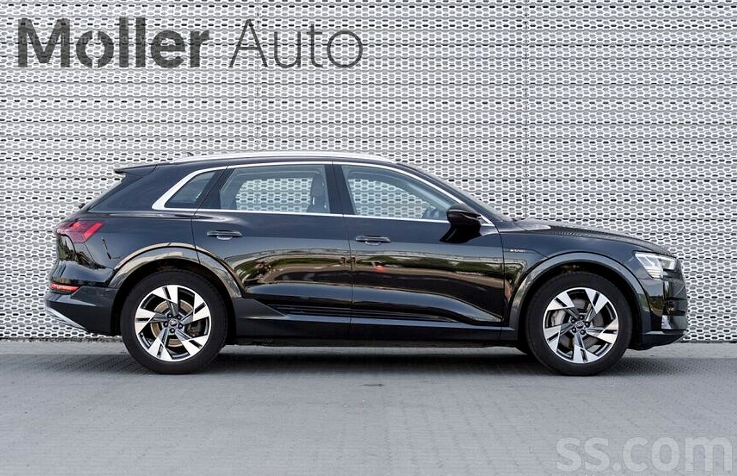 Audi E-tron — foto 5