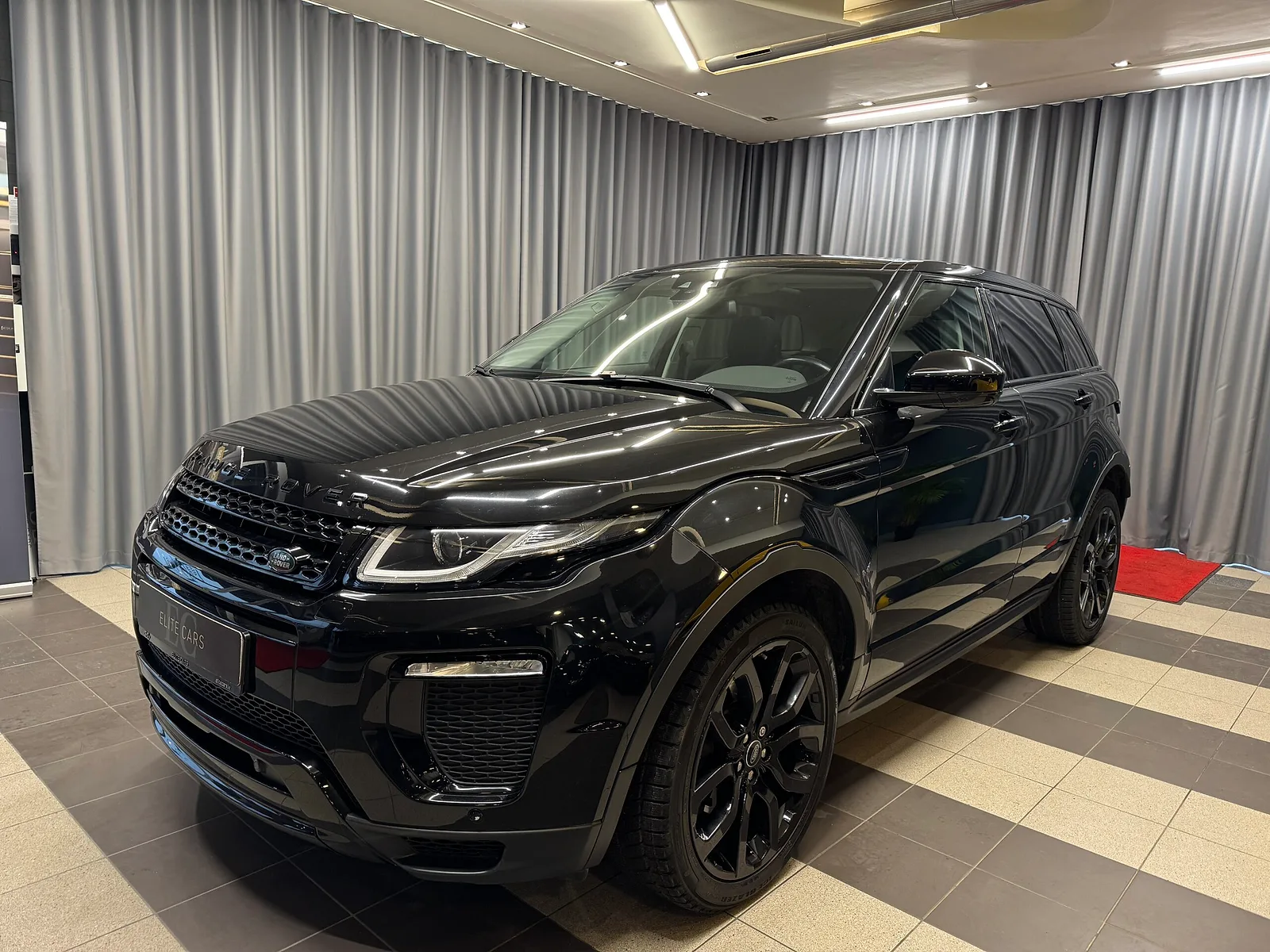 Land Rover Evoque, 2018. gads