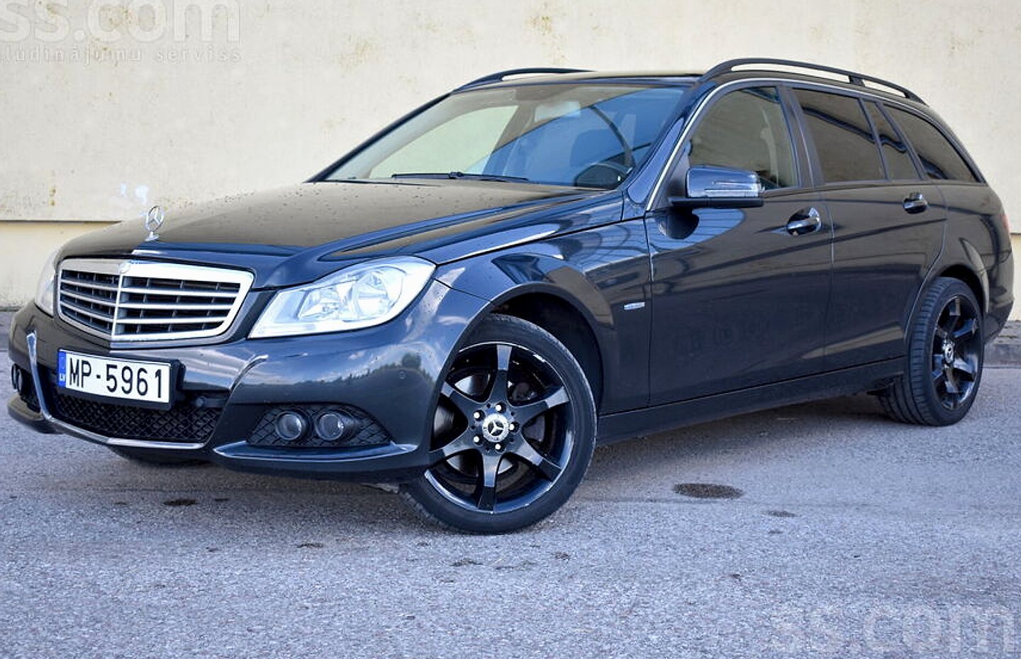 Mercedes-Benz C220 — foto 4