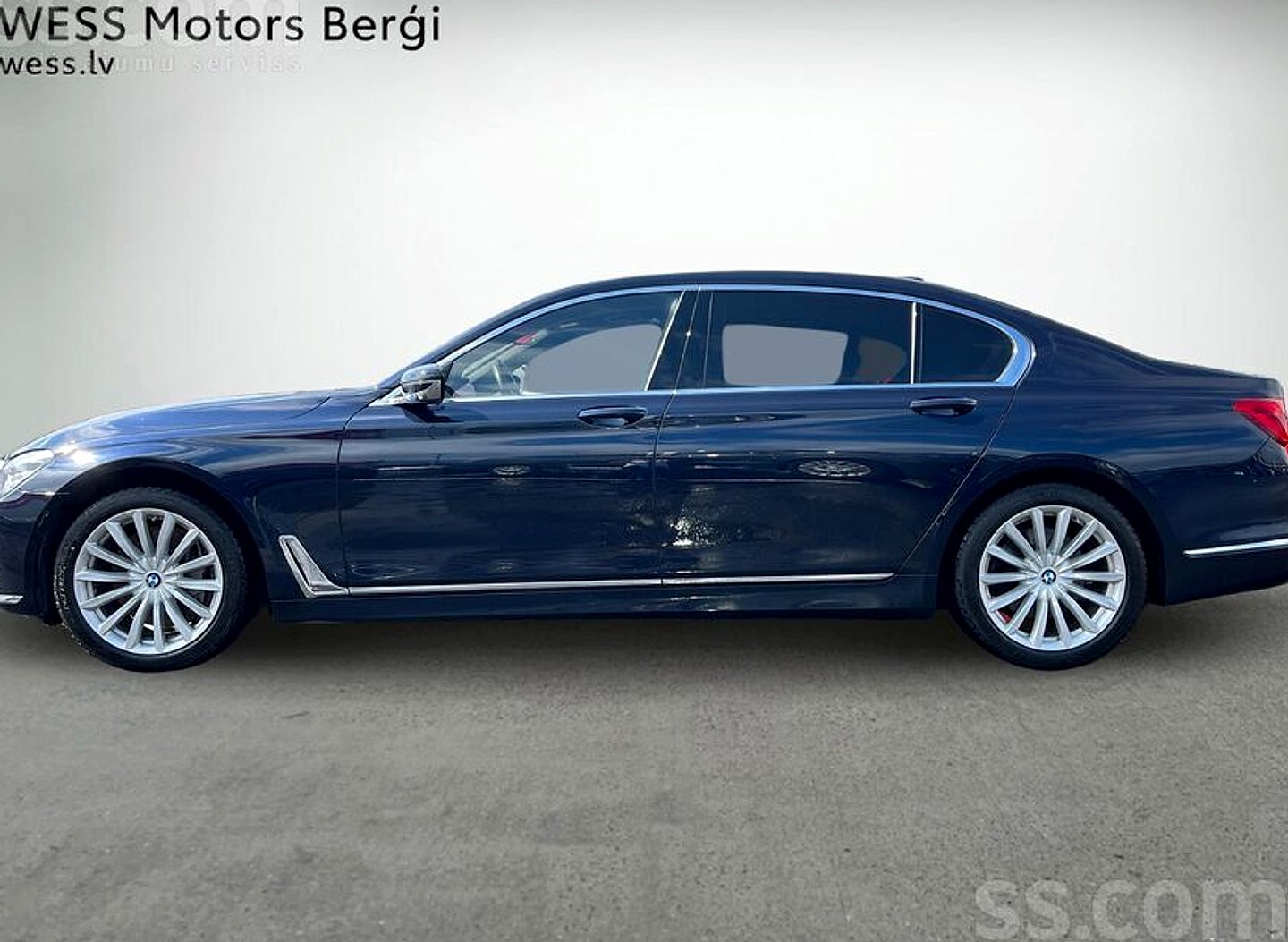 BMW 750 — foto 3