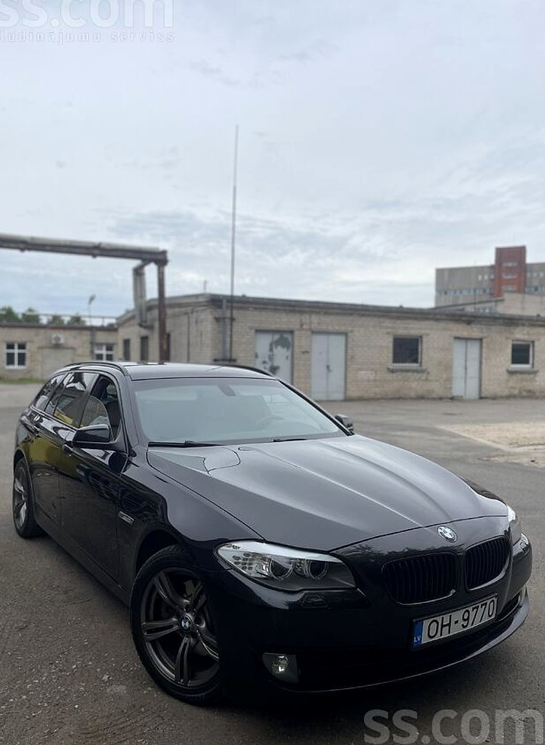BMW 520 — foto 6