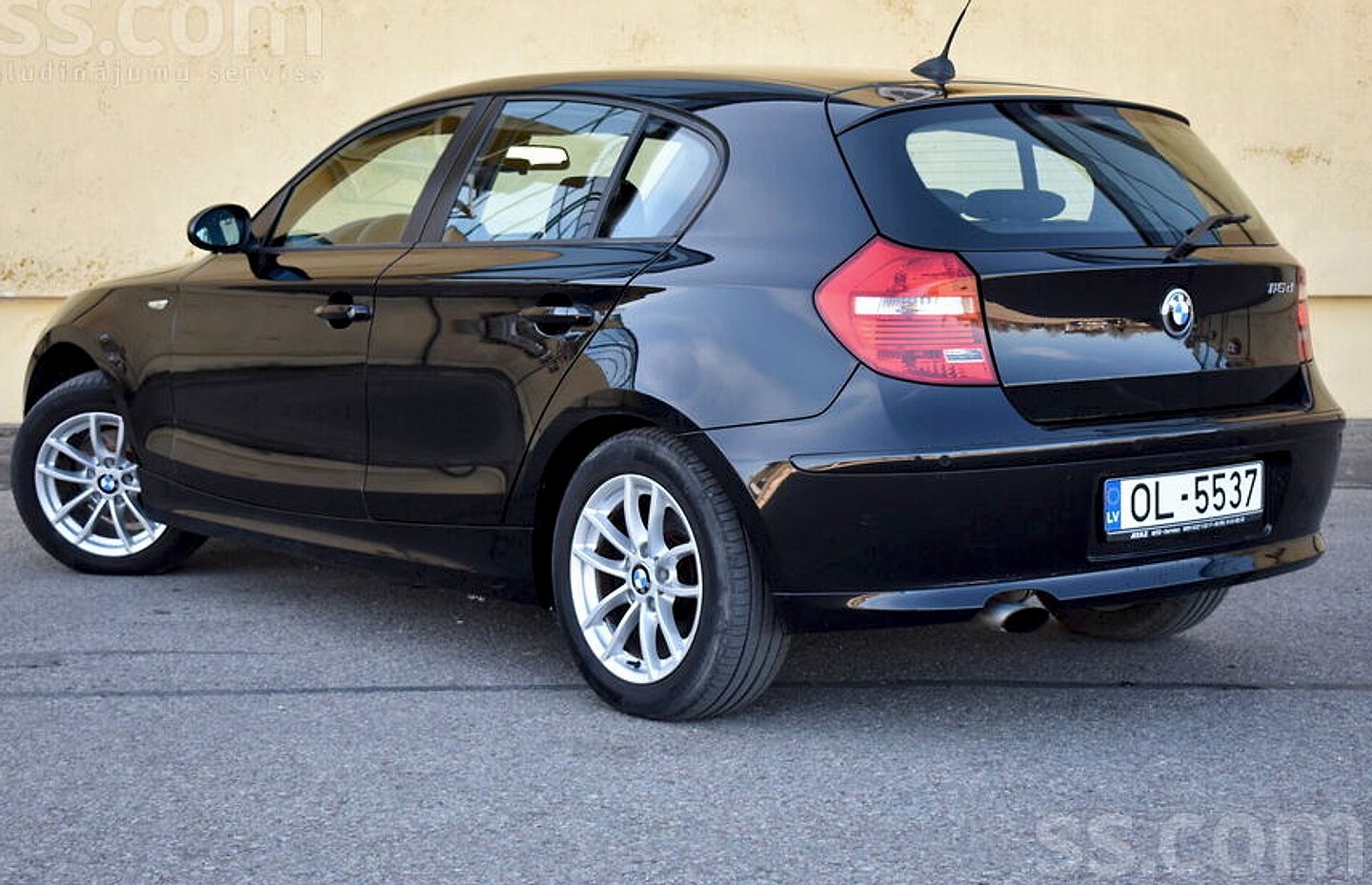 BMW 116 — foto 2