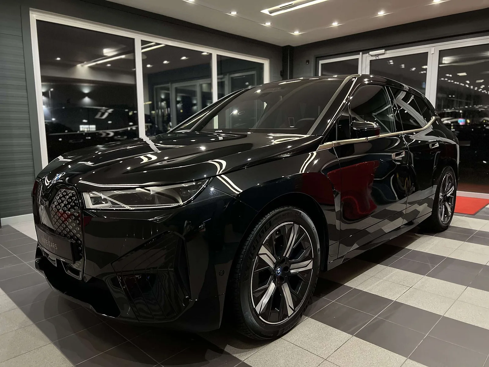 BMW IX40, 2022. gads