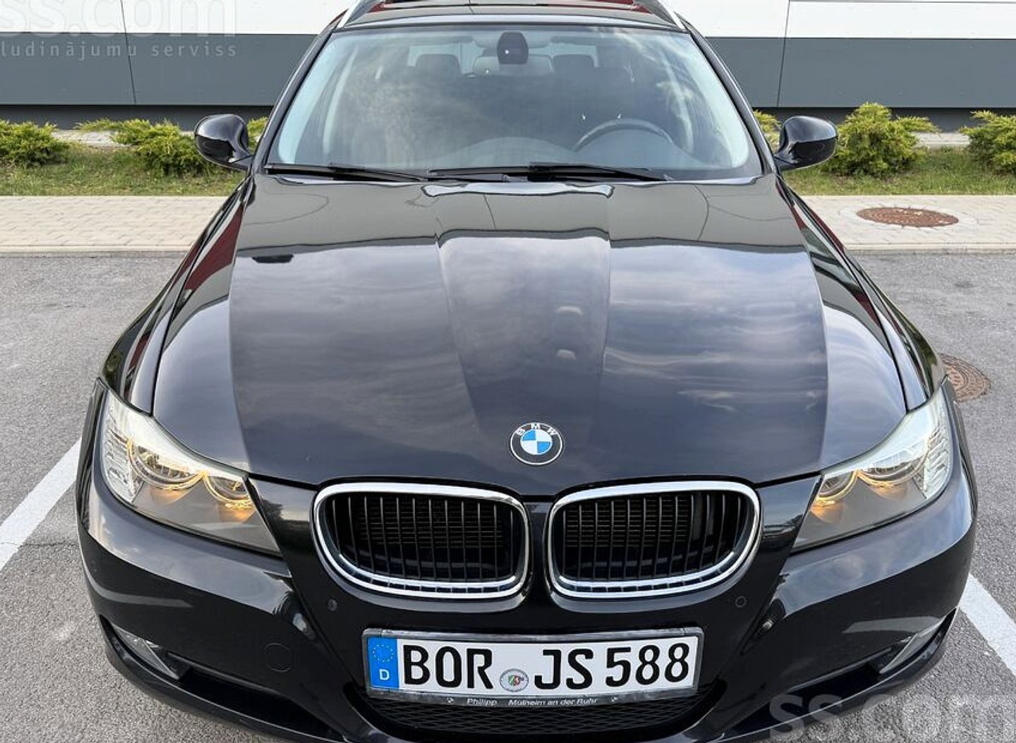 BMW 320 — foto 2