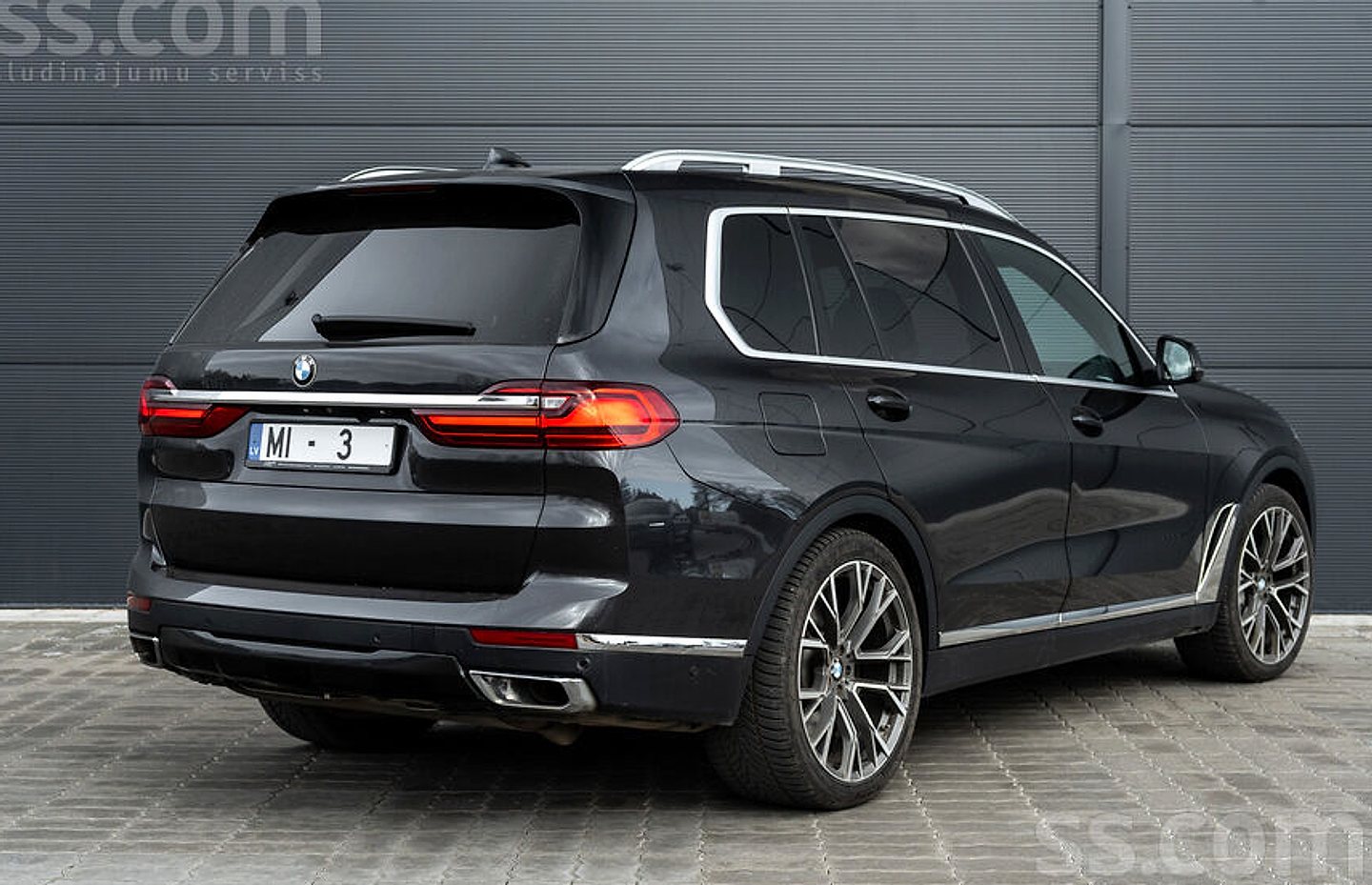BMW X7 — foto 4