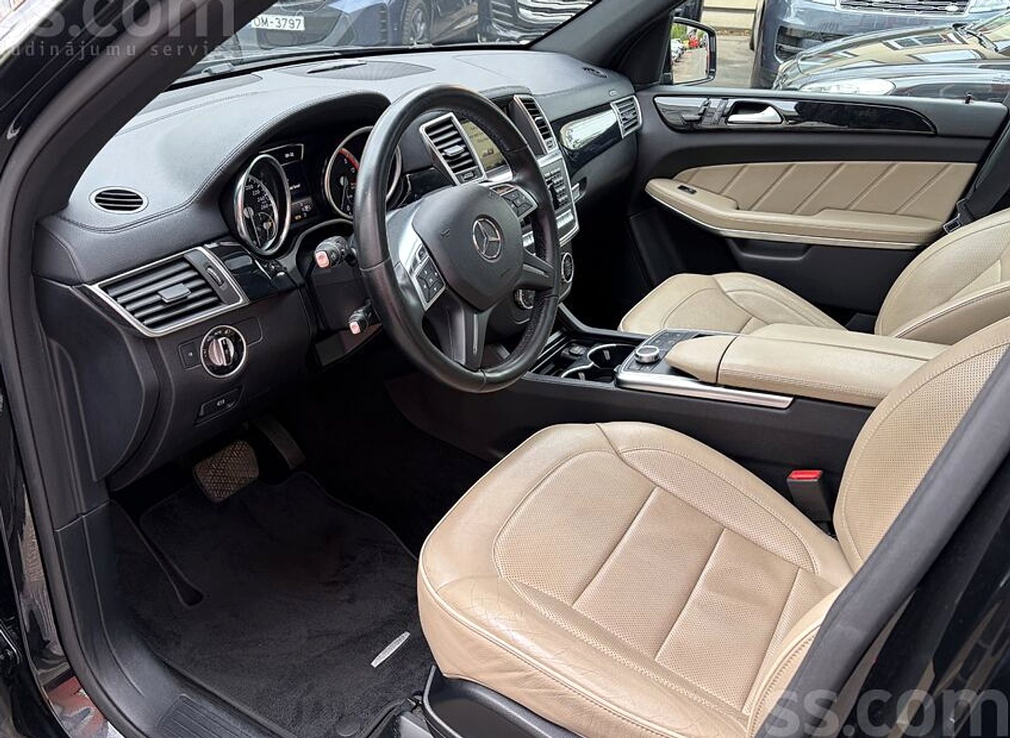 Mercedes-Benz GL350 — foto 6