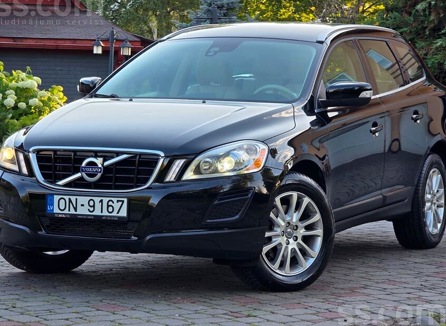 Volvo XC 60, 2010. gads