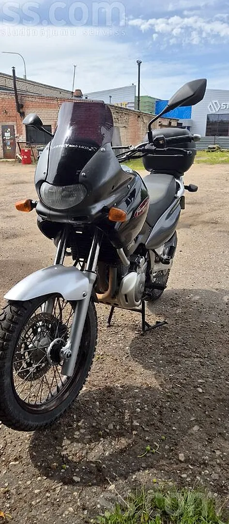 Suzuki Hf650