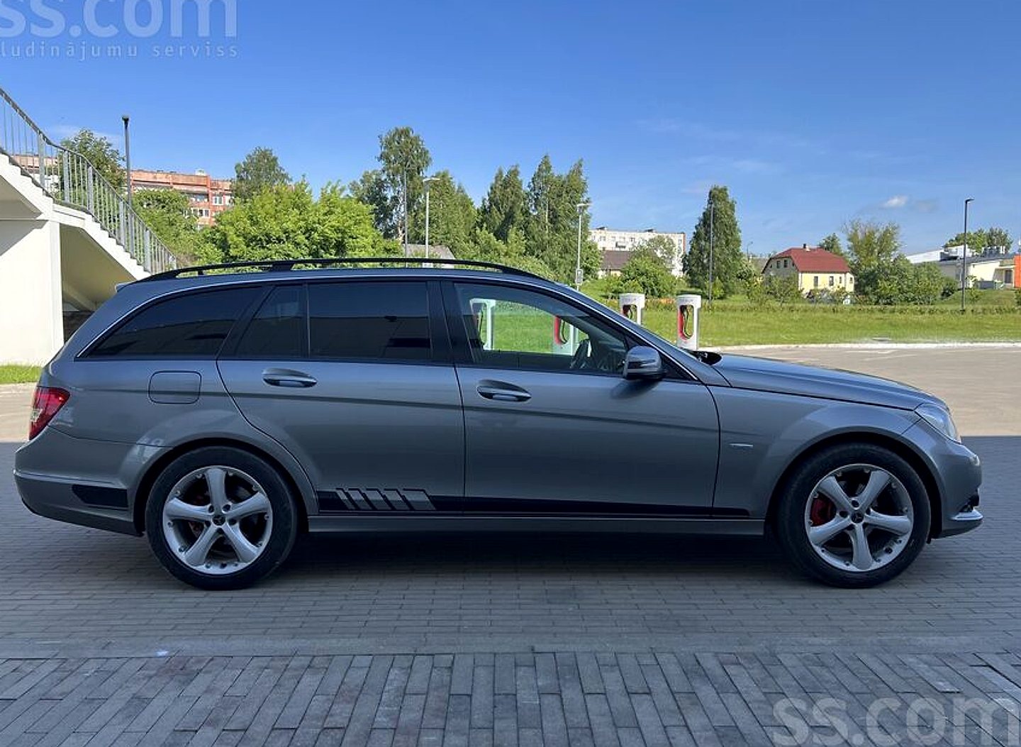 Mercedes-Benz C200 — foto 4