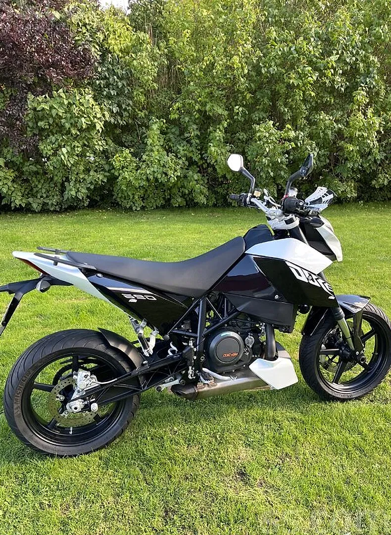 KTM Duke 690, 2008. gads