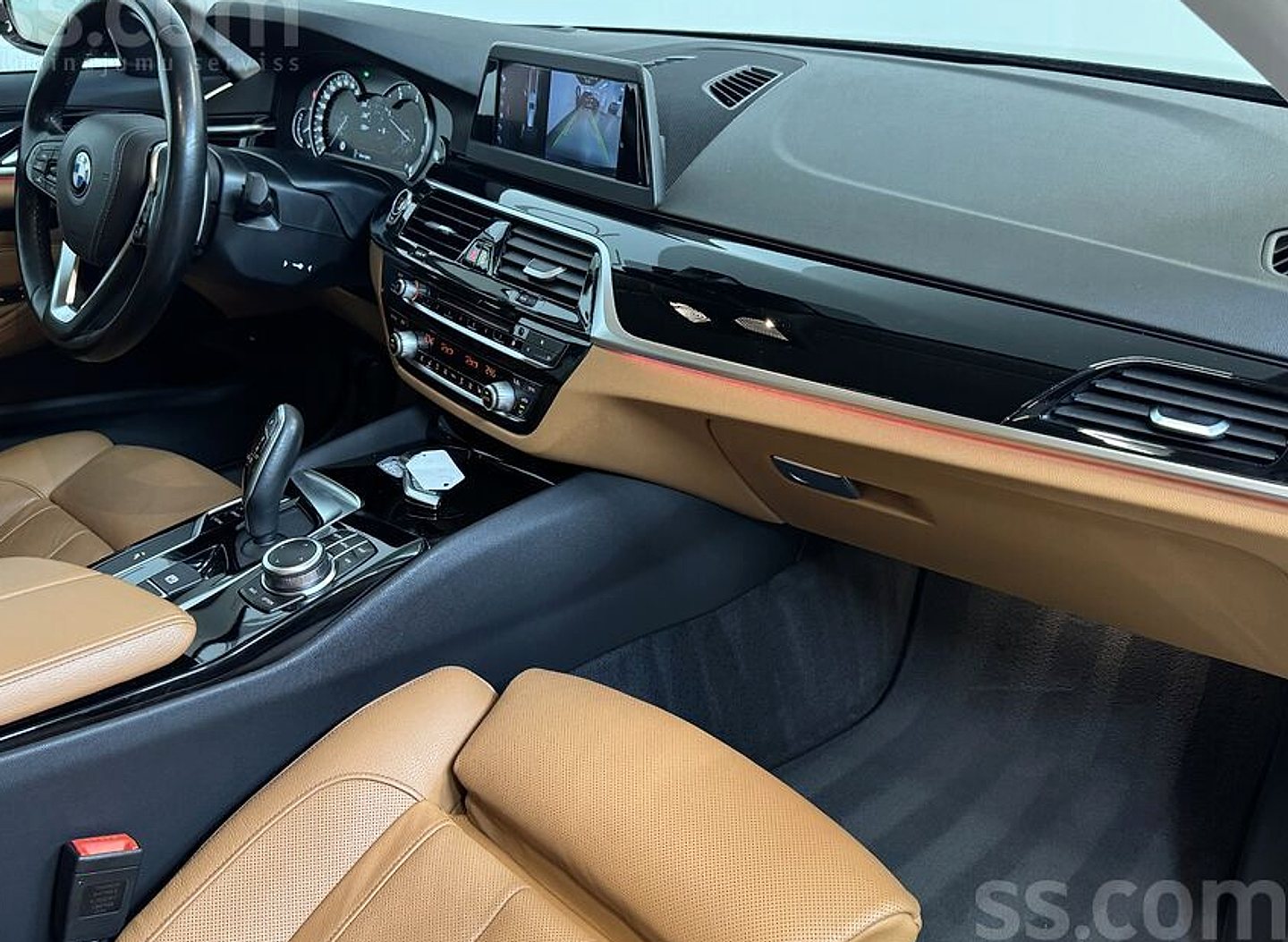 BMW 520 — foto 6
