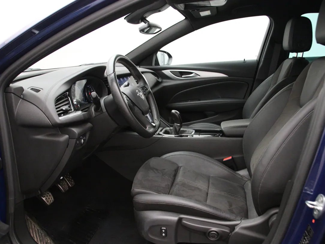 Opel Insignia — foto 5