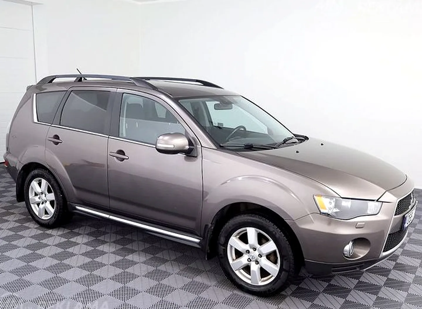 Mitsubishi Outlander, 2011. gads