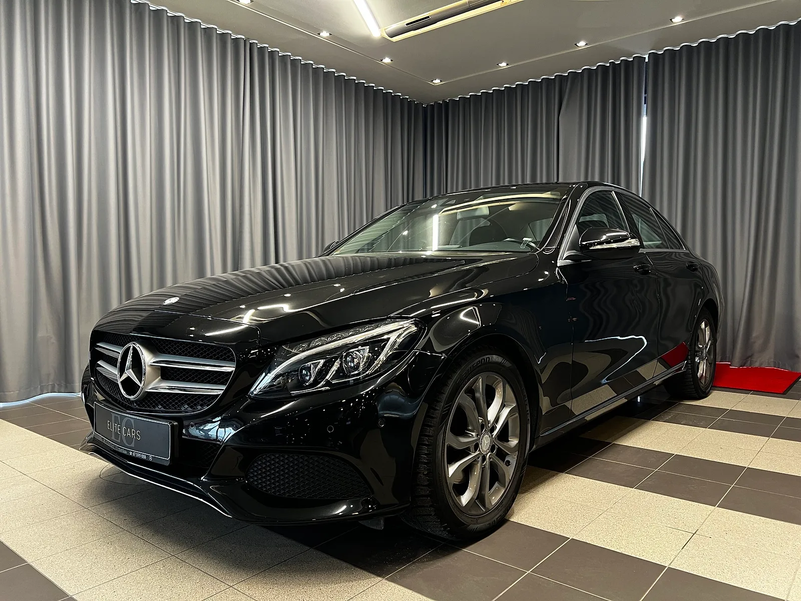 Mercedes-Benz C220, 2016. gads