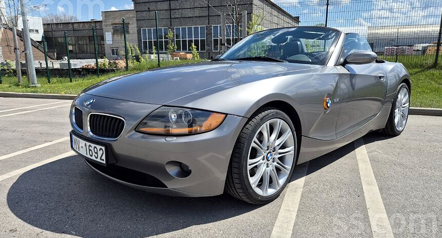 BMW Z4, 2003. gads