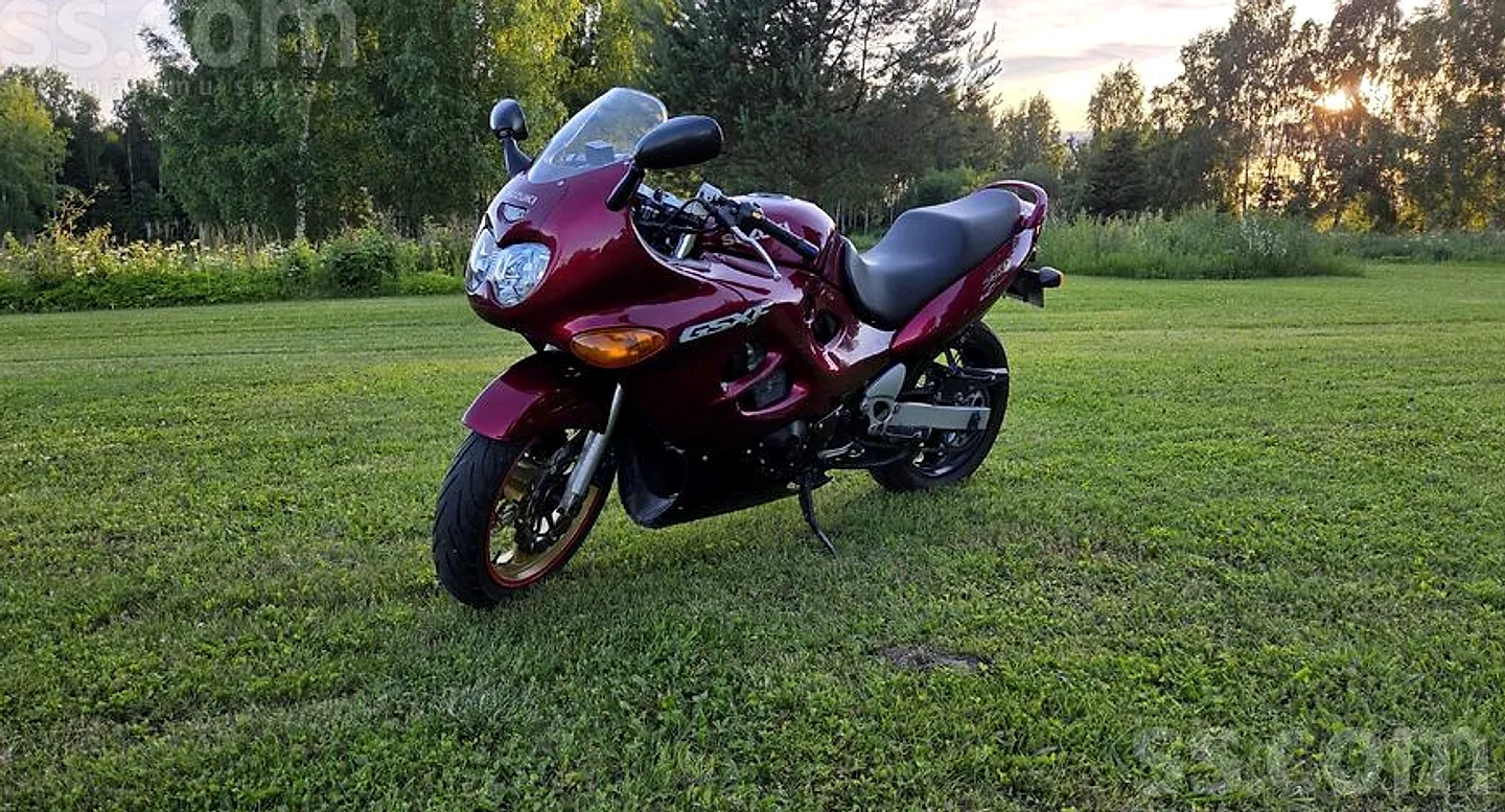 Suzuki Gsx 750 f