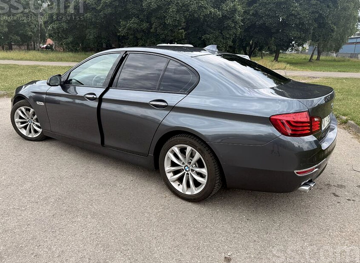 BMW 530 — foto 3