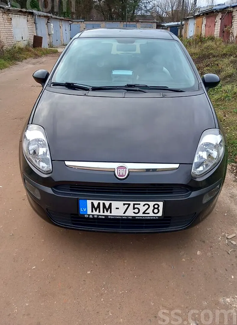 Fiat Punto, 2012. gads