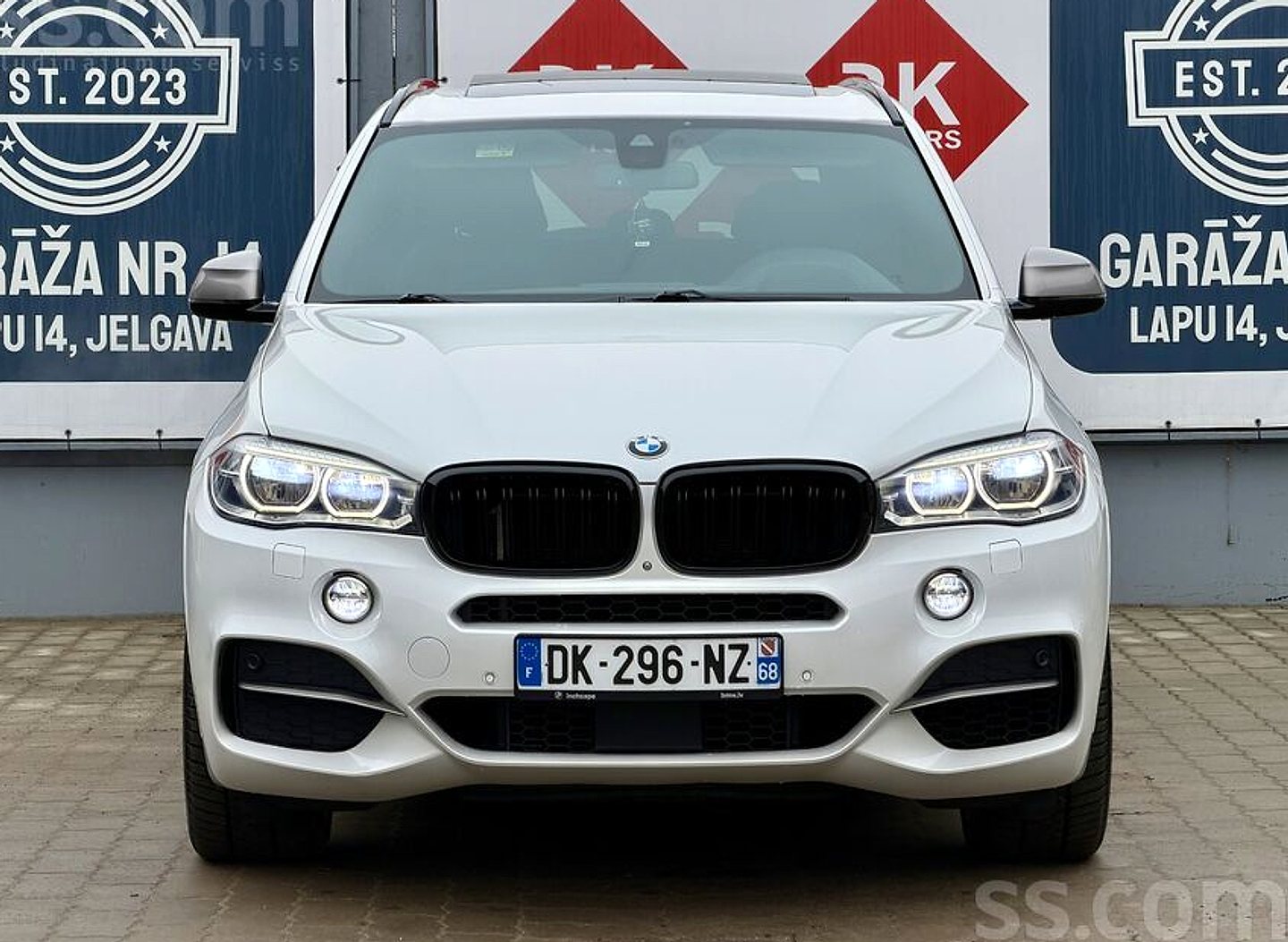 BMW X5 — foto 5
