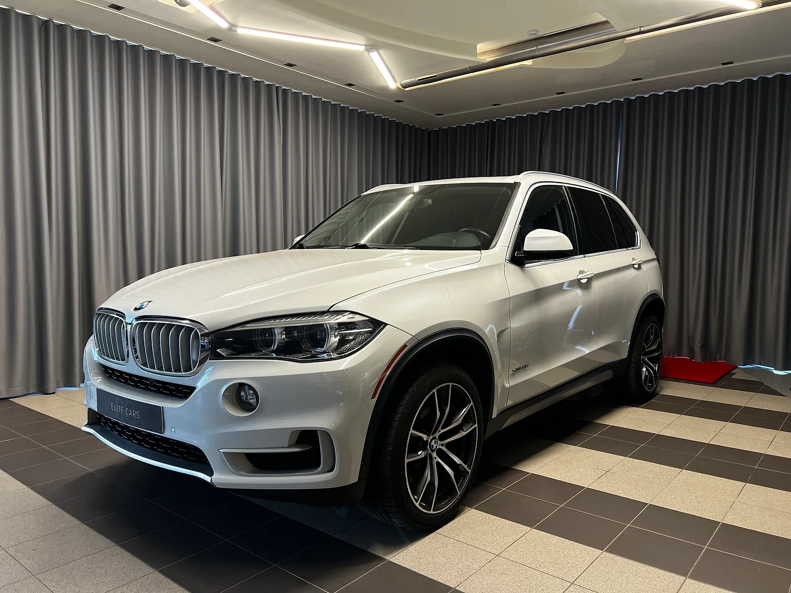BMW X5, 2018. gads