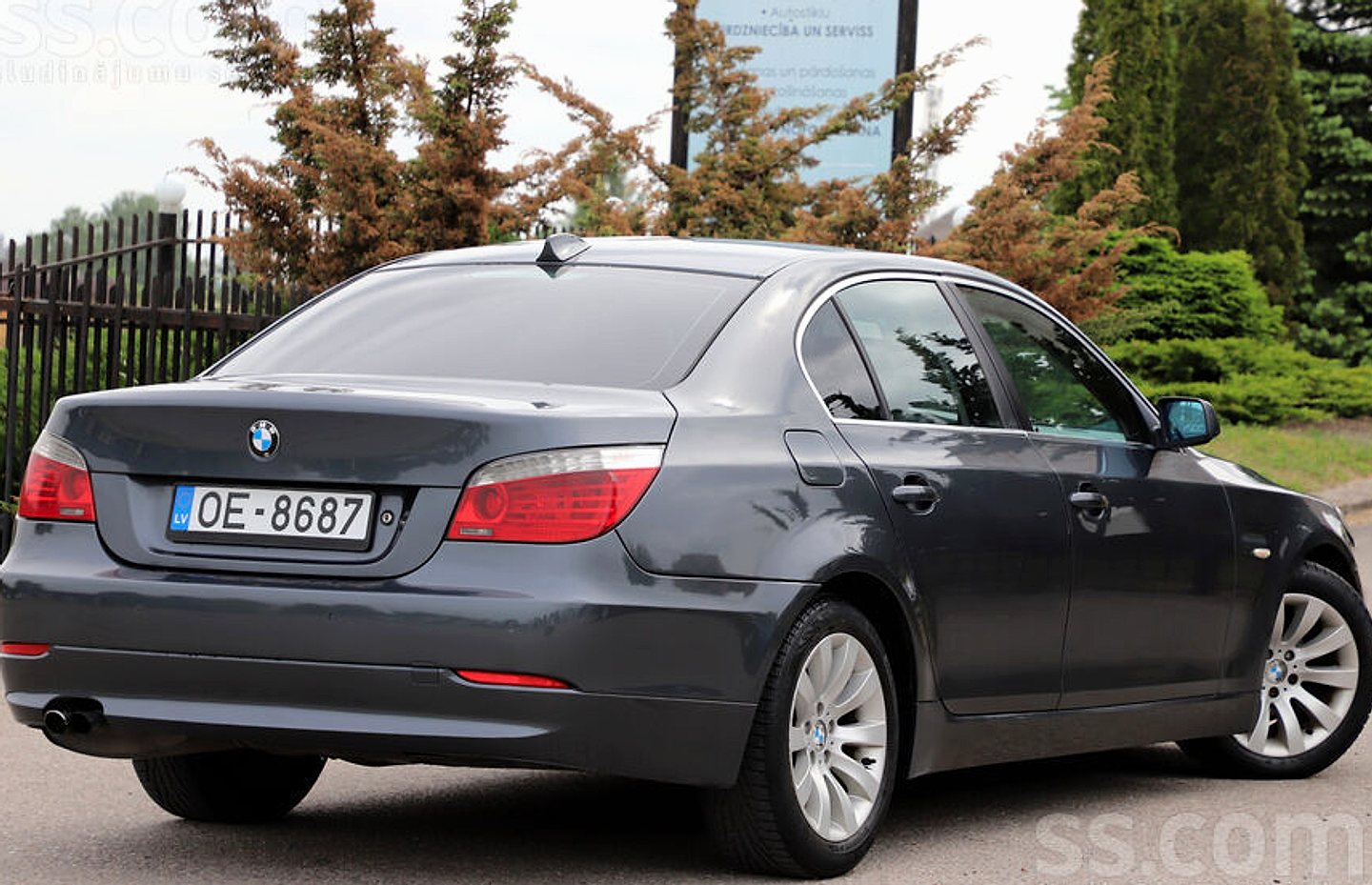 BMW 525 — foto 3