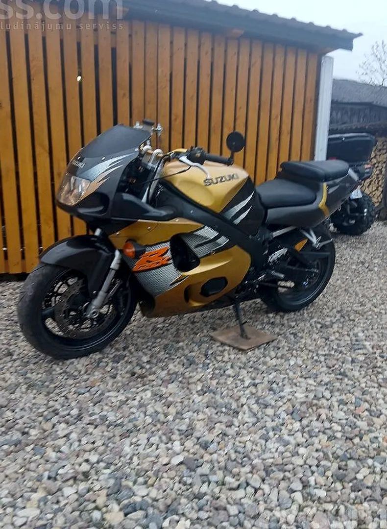 Suzuki Gsxr, 1996. gads