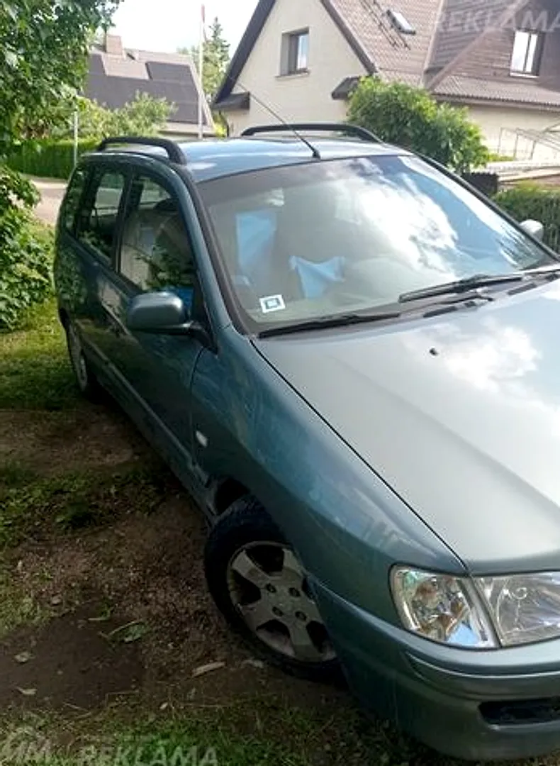 Mitsubishi Space, 2003. gads