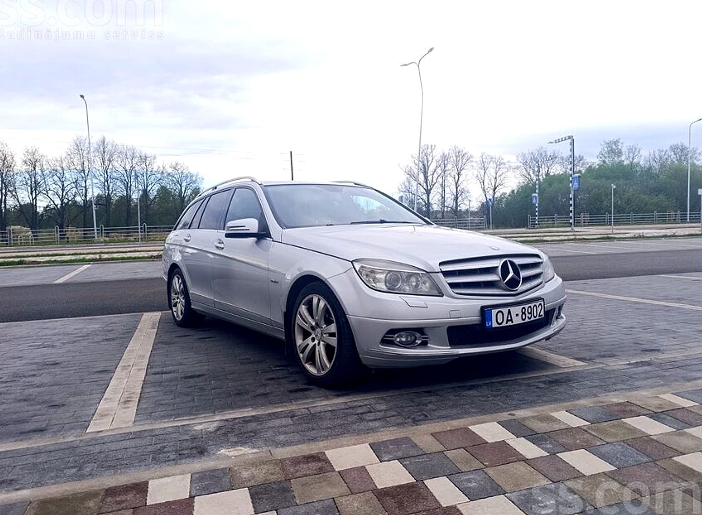 Mercedes-Benz C220 — foto 2