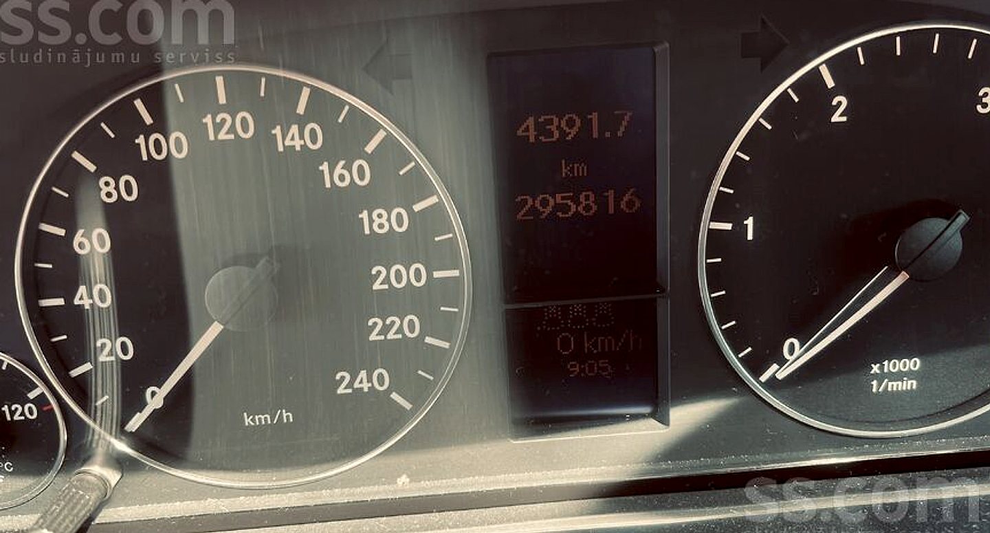 Mercedes-Benz A180 — foto 6