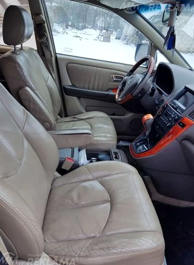 Lexus LX, 2002. gads