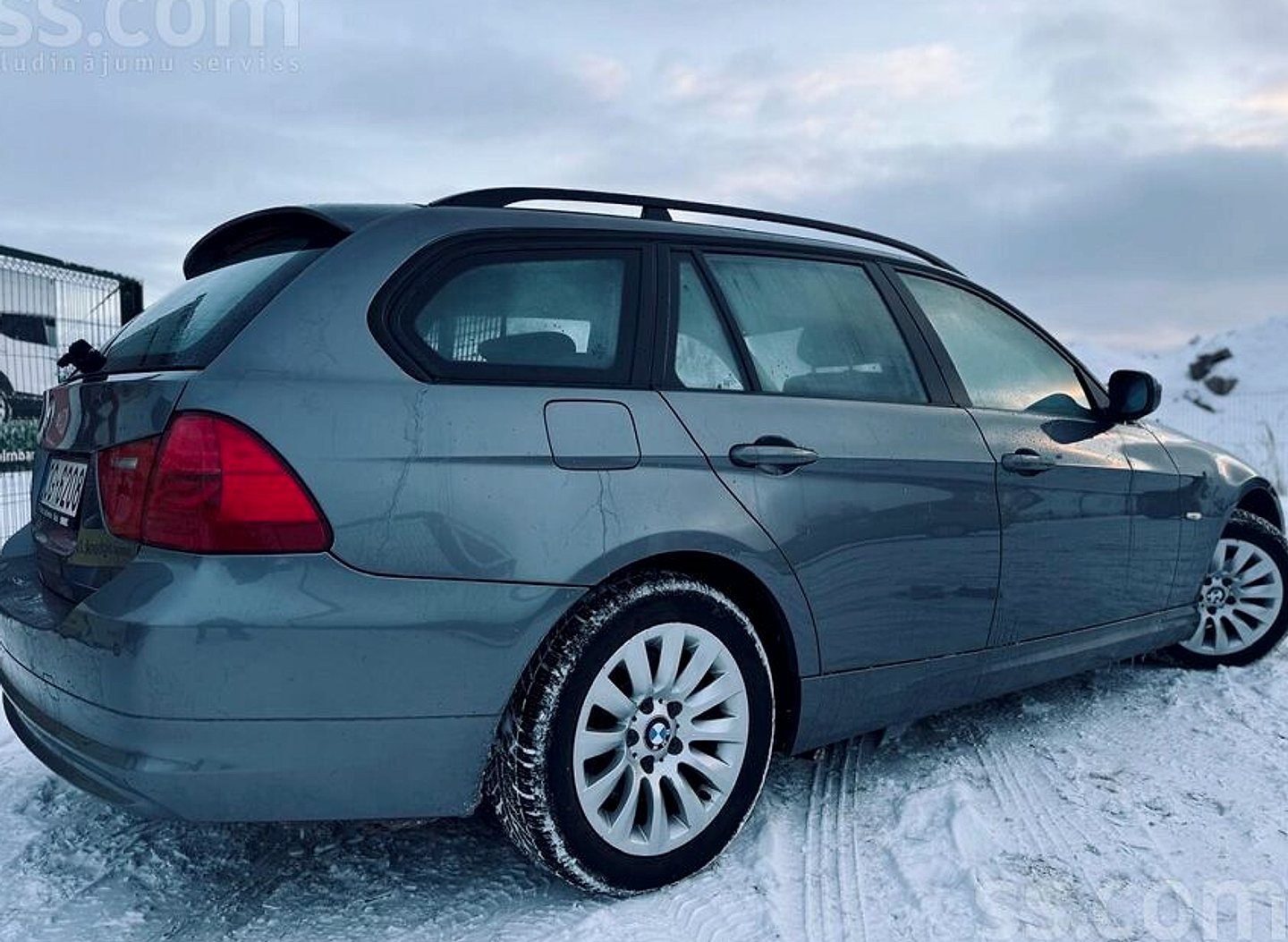 BMW 318 — foto 6