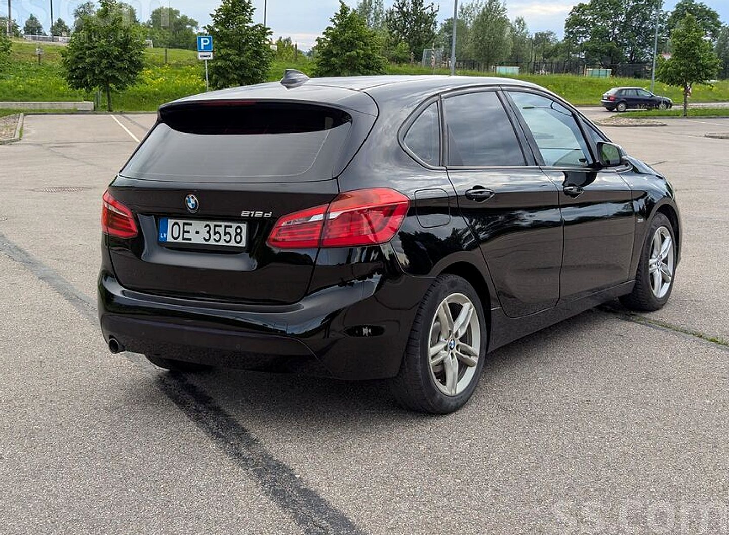 BMW 218 — foto 3