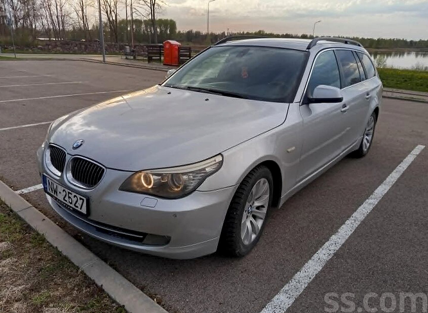 BMW 520 — foto 5