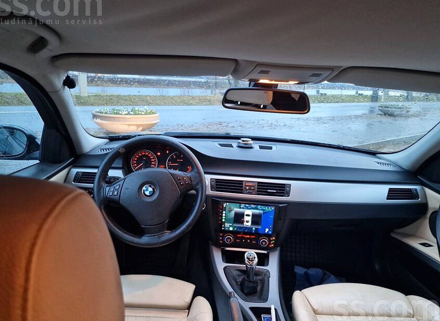 BMW 320 — foto 2
