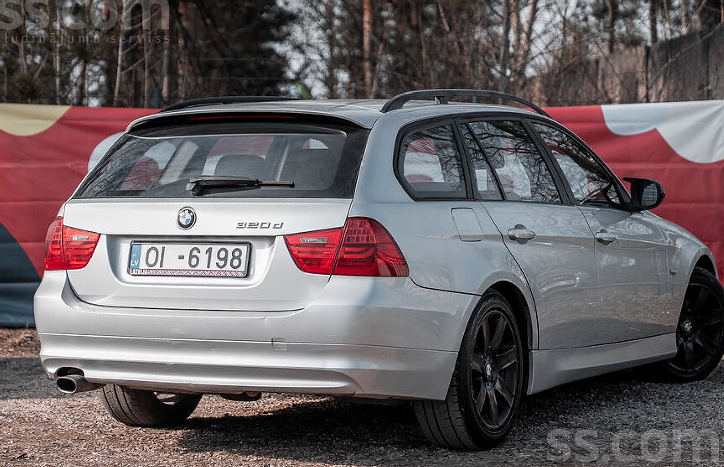BMW 320 — foto 3
